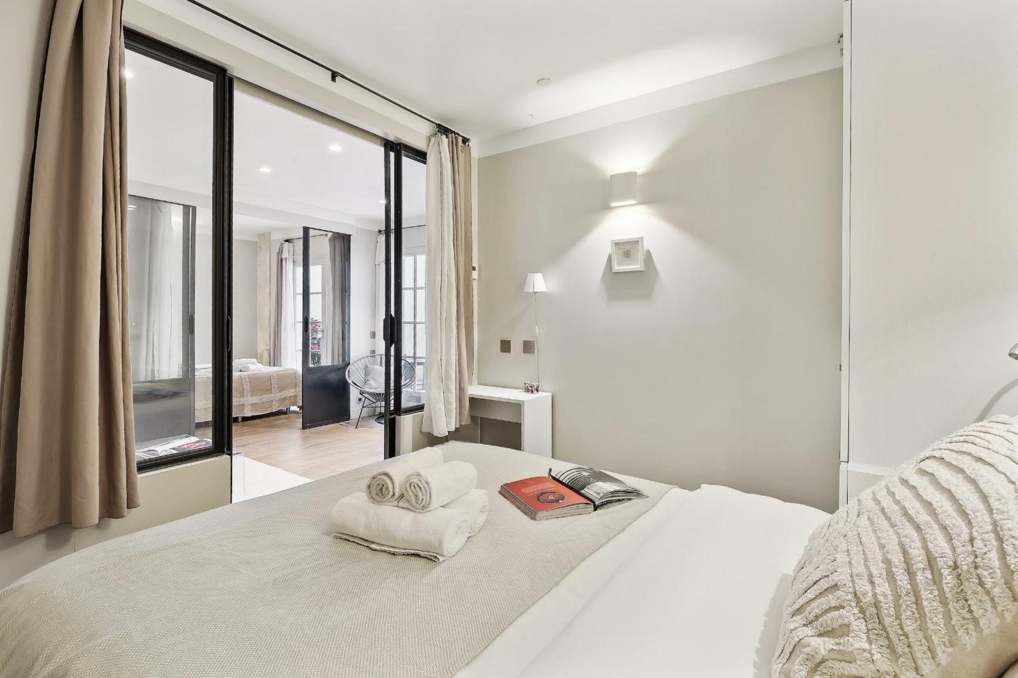 Appartement Le Marais & Place Des Vosges - Cityapartmentstay