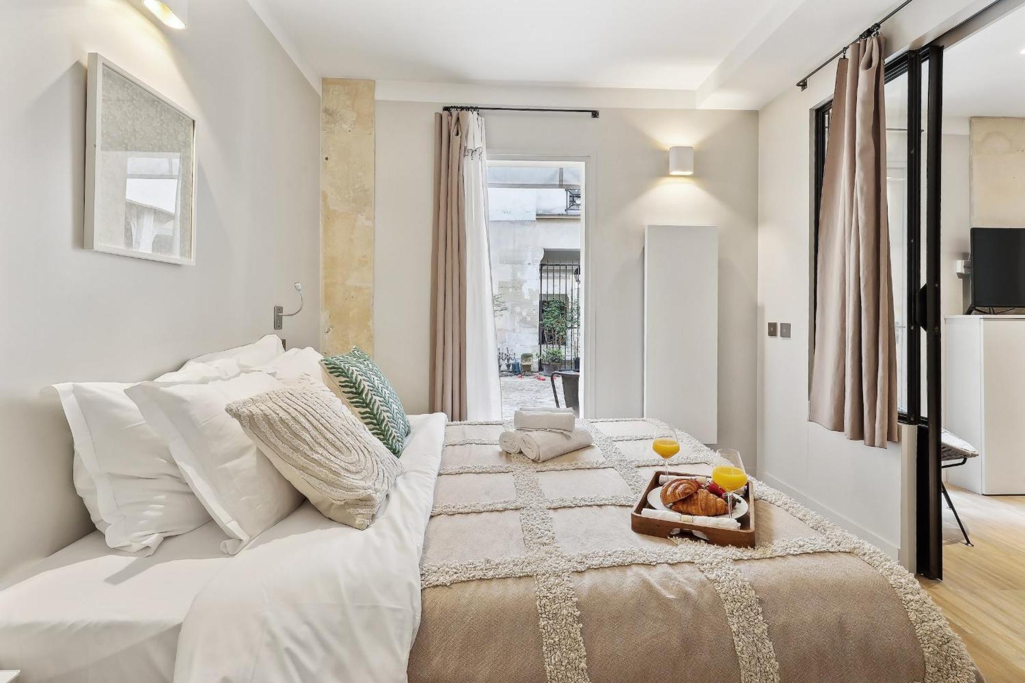 Appartement Le Marais & Place Des Vosges - Cityapartmentstay