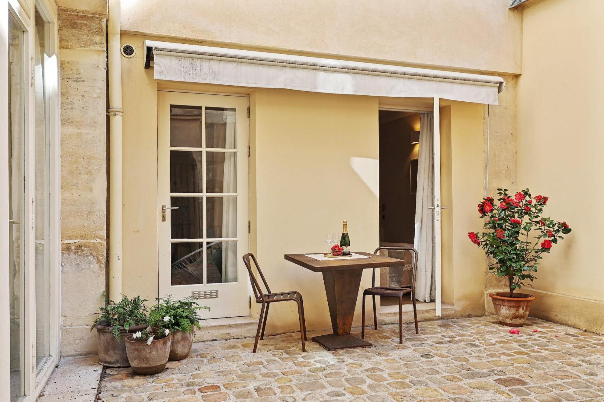 Appartement Le Marais & Place Des Vosges - Cityapartmentstay *